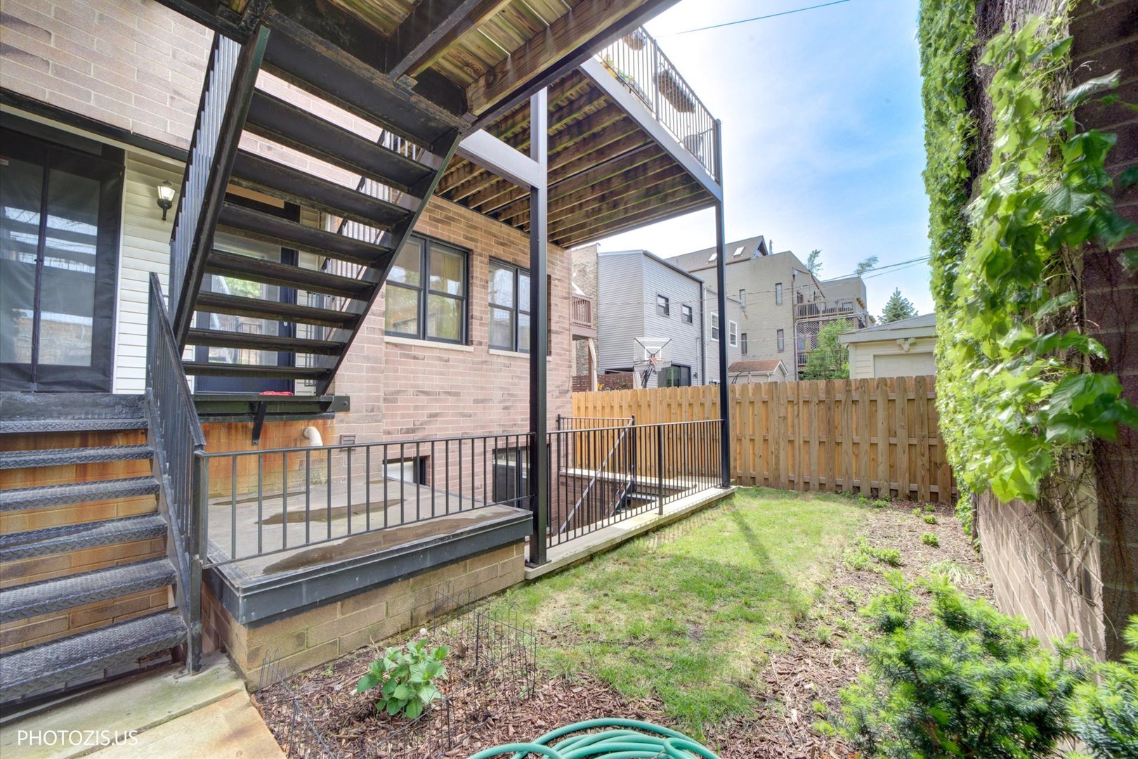 1718 West Superior Street Chicago IL 60622