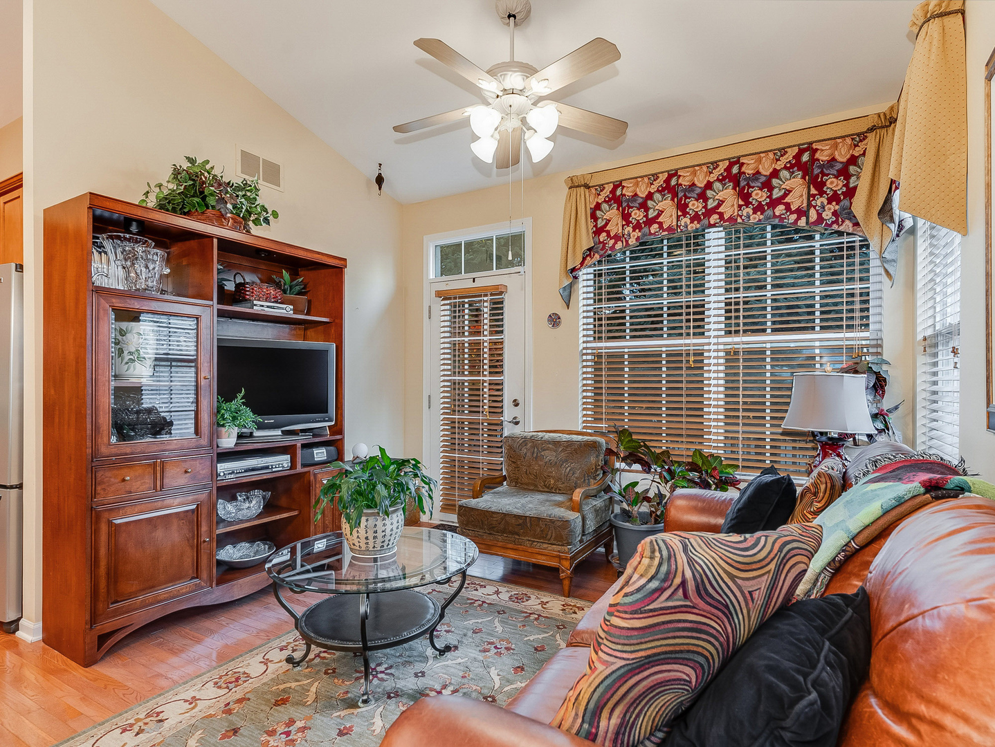 2805 Bond Circle Naperville IL 60563