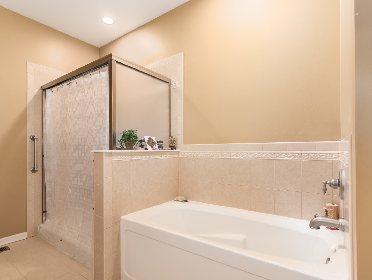 2805 Bond Circle Naperville IL 60563