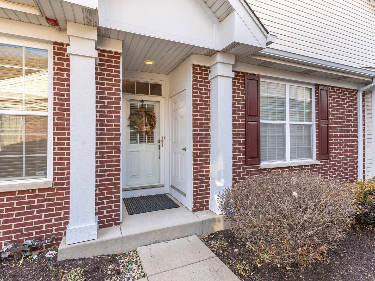 2805 Bond Circle Naperville IL 60563