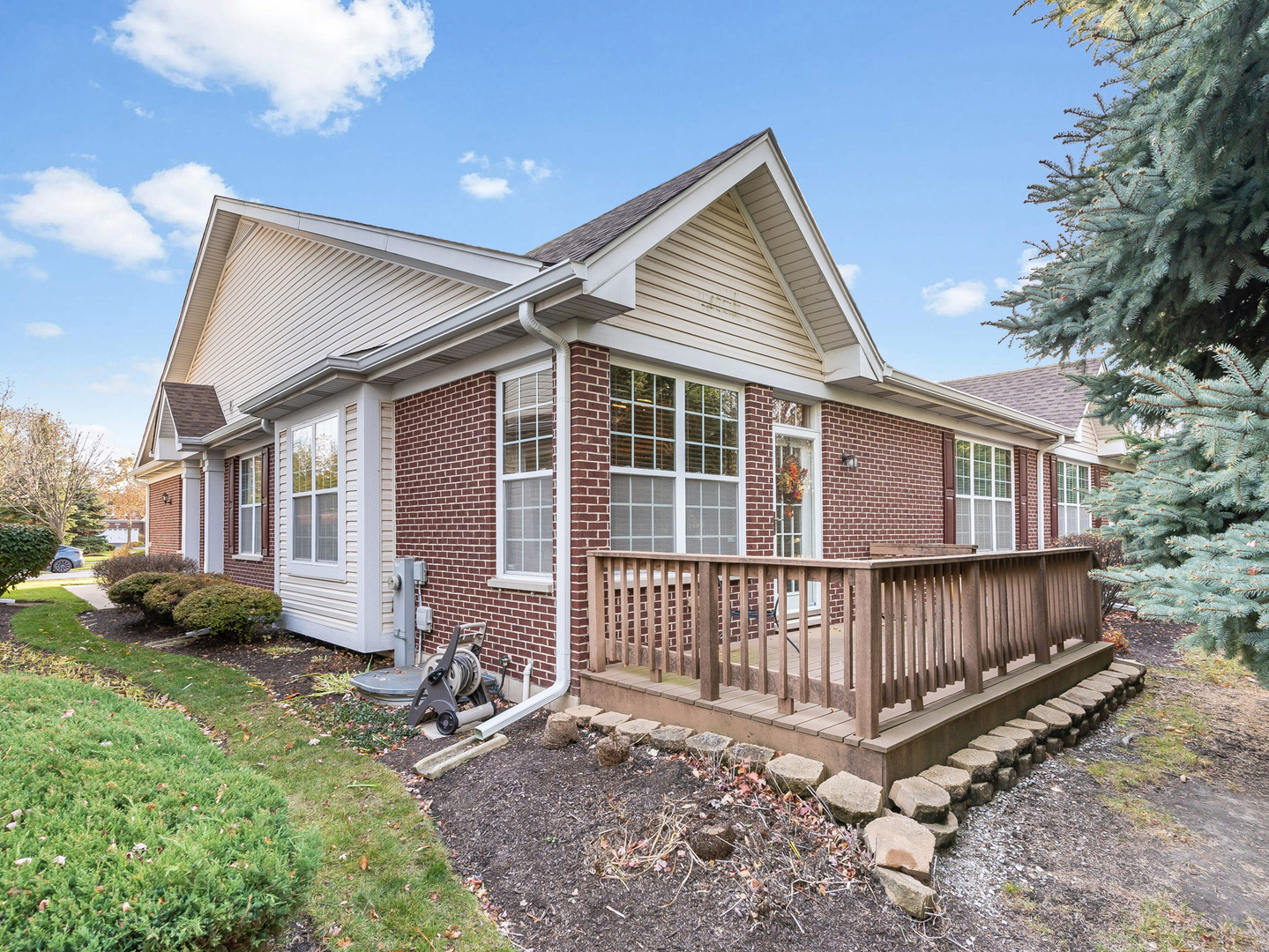 2805 Bond Circle Naperville IL 60563