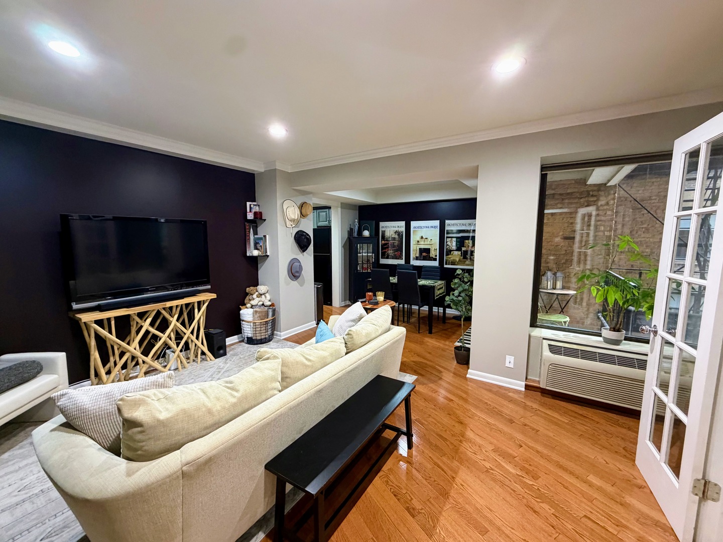 40 East Delaware Place Chicago IL 60611