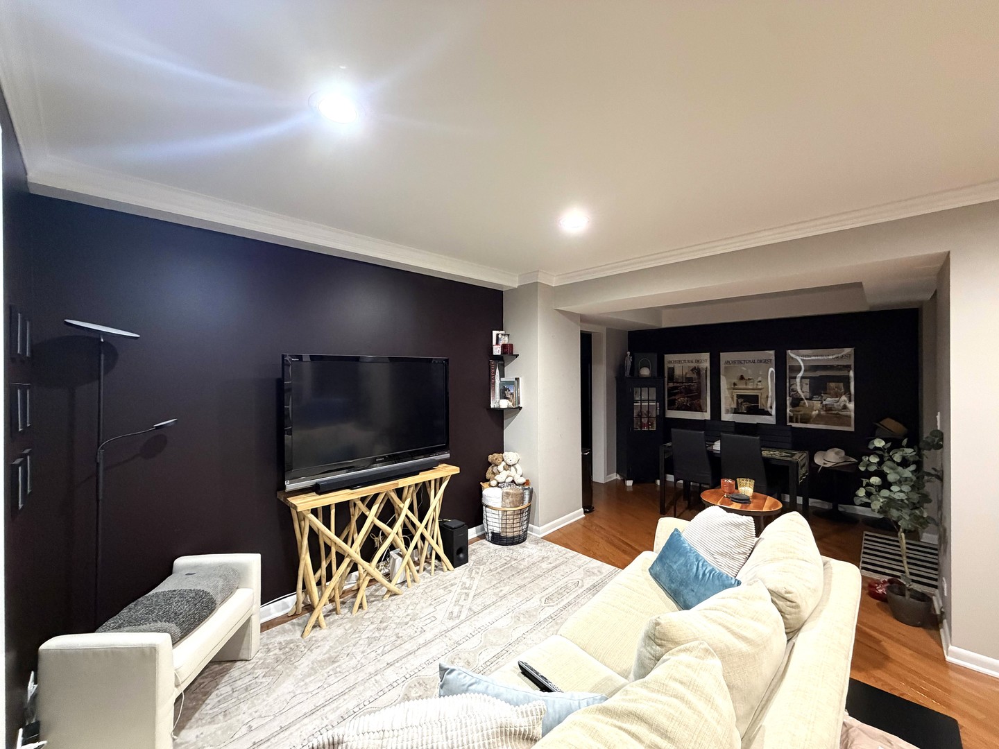 40 East Delaware Place Chicago IL 60611