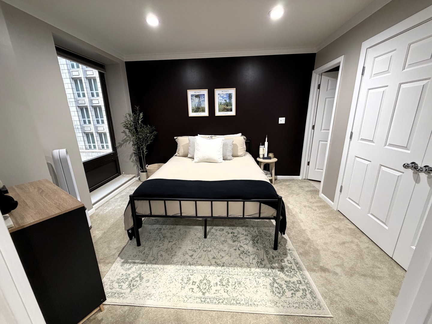 40 East Delaware Place Chicago IL 60611