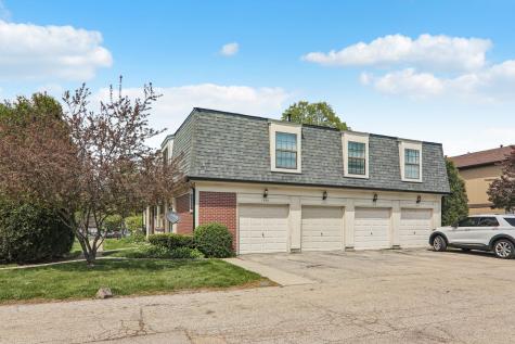 1308 Inverrary Lane Palatine IL 60074