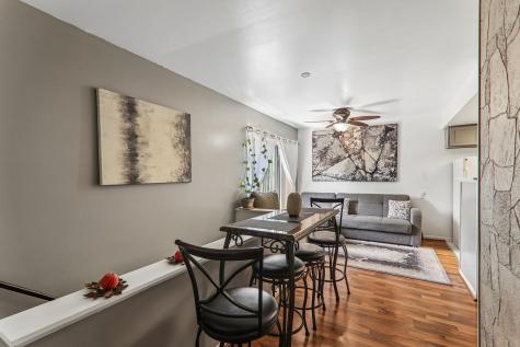 1308 Inverrary Lane Palatine IL 60074