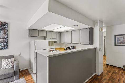 1308 Inverrary Lane Palatine IL 60074