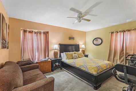 1308 Inverrary Lane Palatine IL 60074
