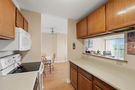 1800 Huntington Boulevard Hoffman Estates IL 60169