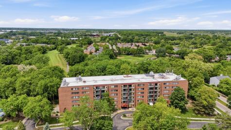1800 Huntington Boulevard Hoffman Estates IL 60169