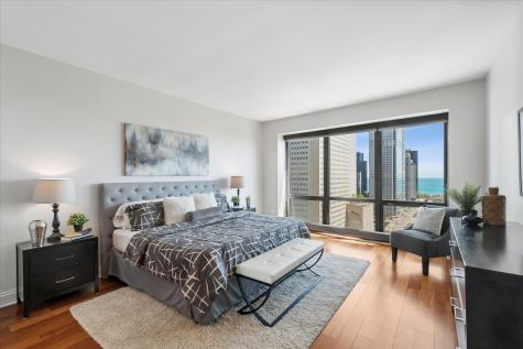 130 North Garland Court Chicago IL 60602