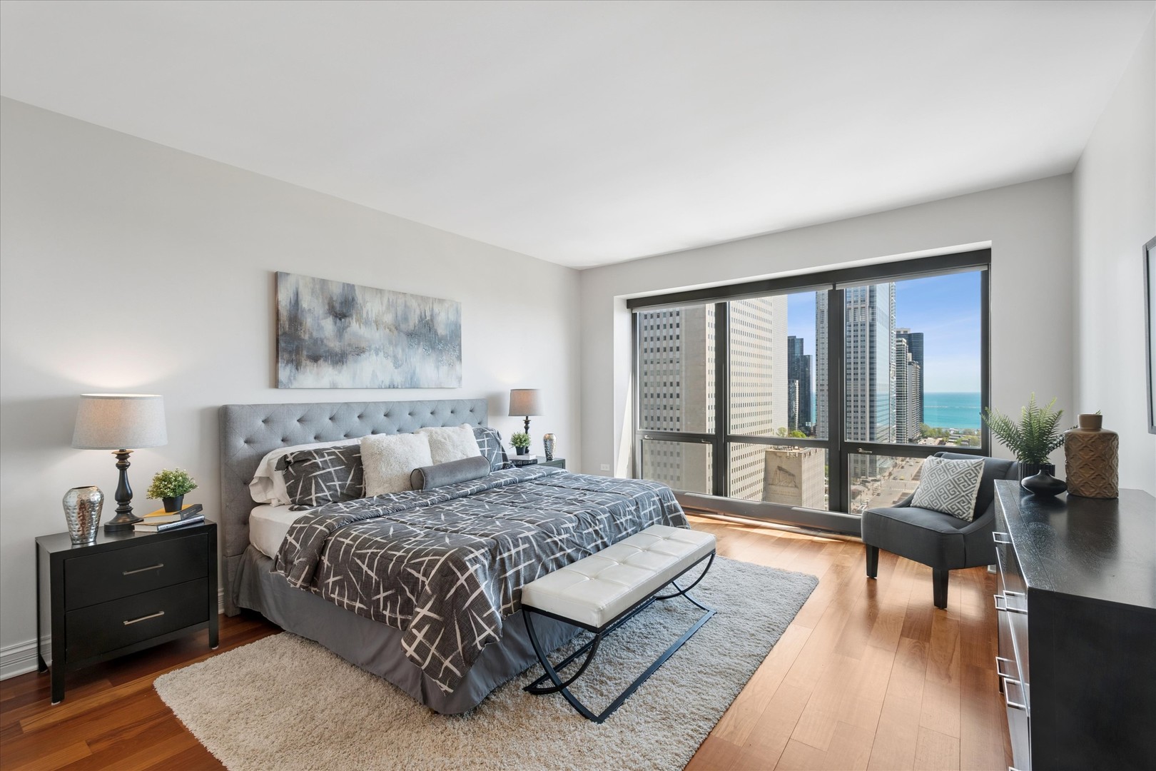 130 North Garland Court Chicago IL 60602