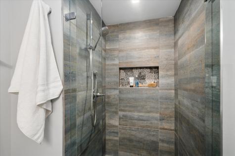 130 North Garland Court Chicago IL 60602