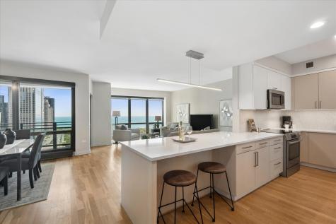 130 North Garland Court Chicago IL 60602