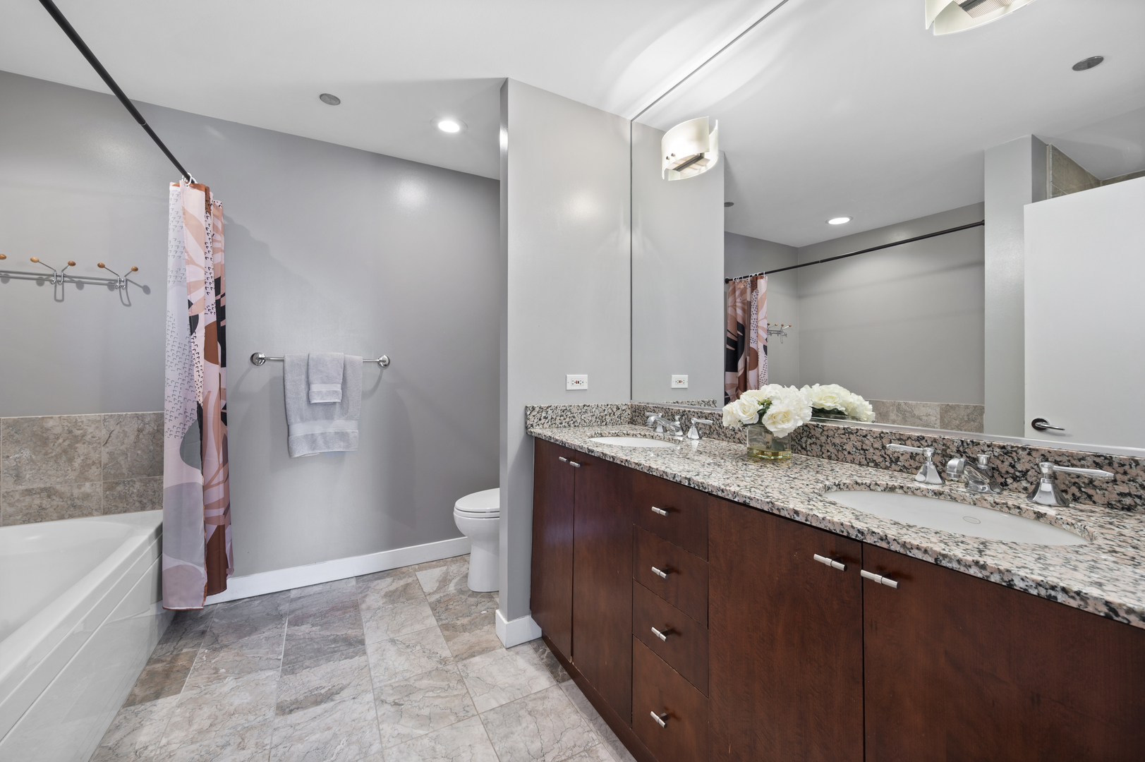 737 West Washington Boulevard Chicago IL 60661