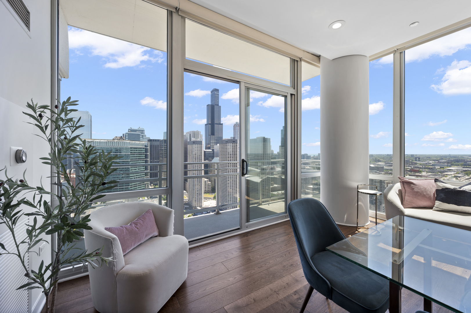 737 West Washington Boulevard Chicago IL 60661