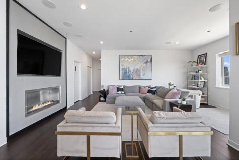 737 West Washington Boulevard Chicago IL 60661