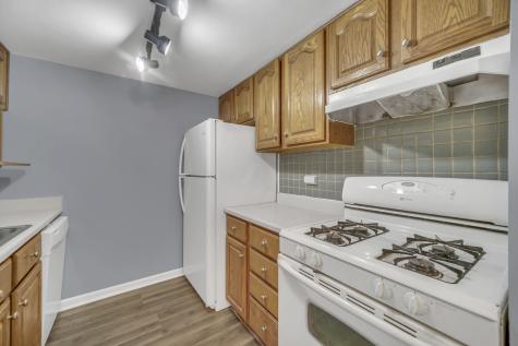 138 East Bailey Road Naperville IL 60565