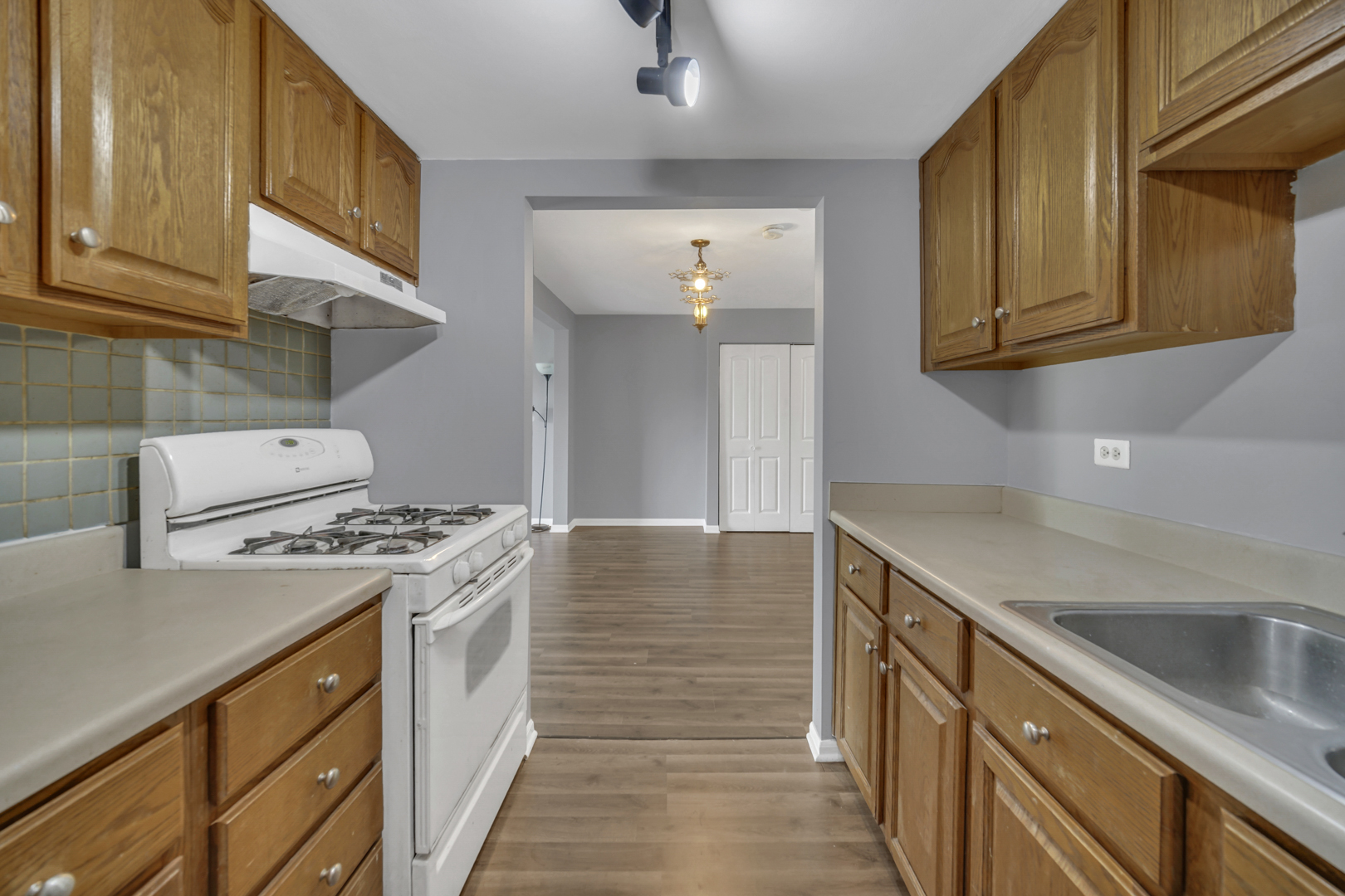 138 East Bailey Road Naperville IL 60565