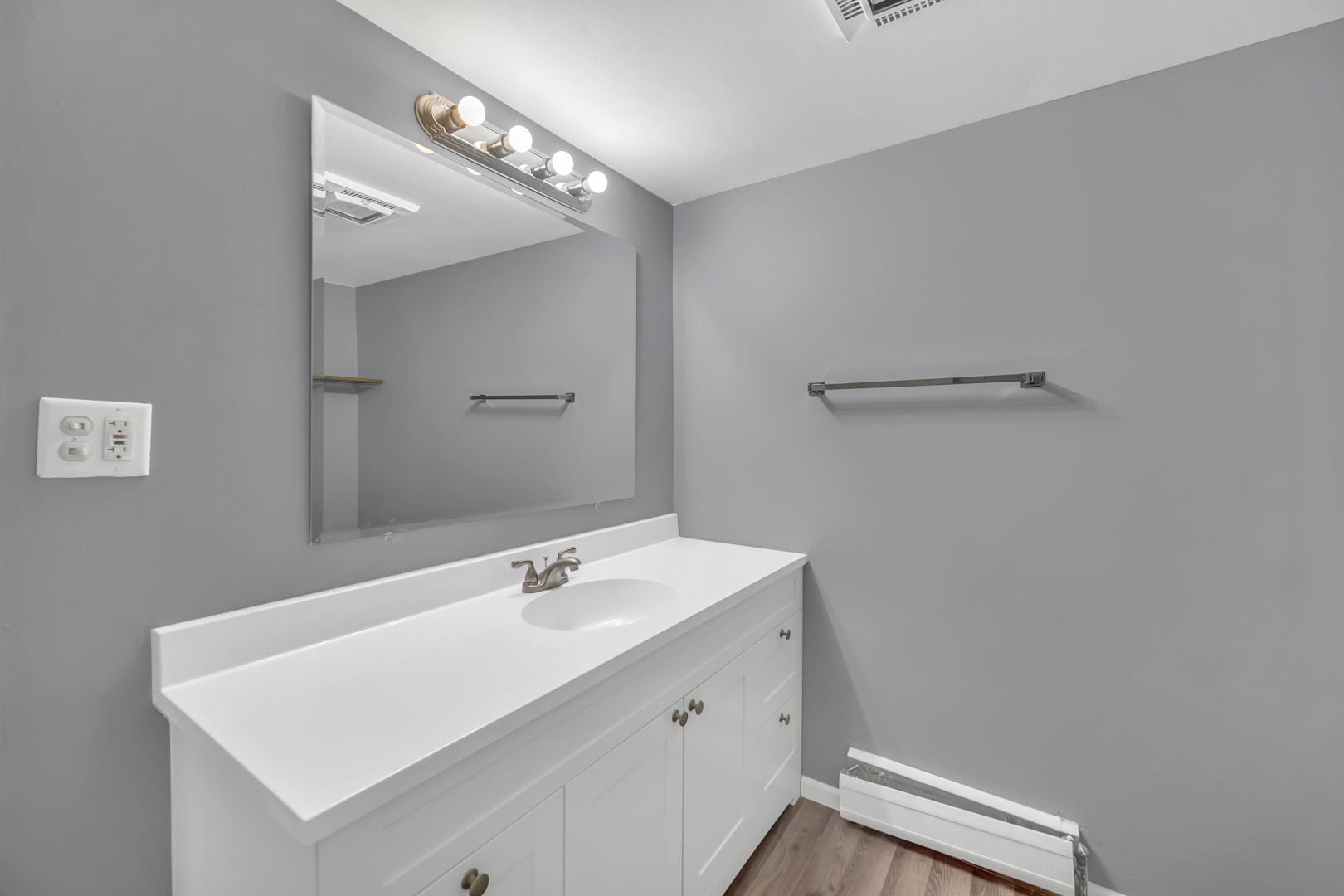 138 East Bailey Road Naperville IL 60565