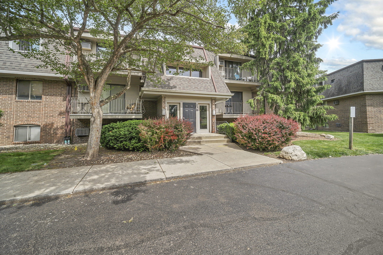 138 East Bailey Road Naperville IL 60565
