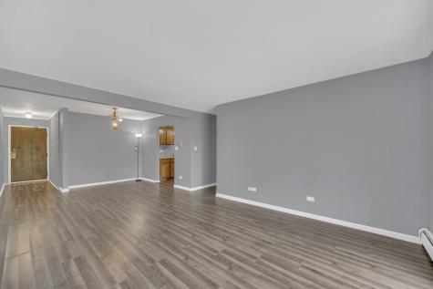 138 East Bailey Road Naperville IL 60565