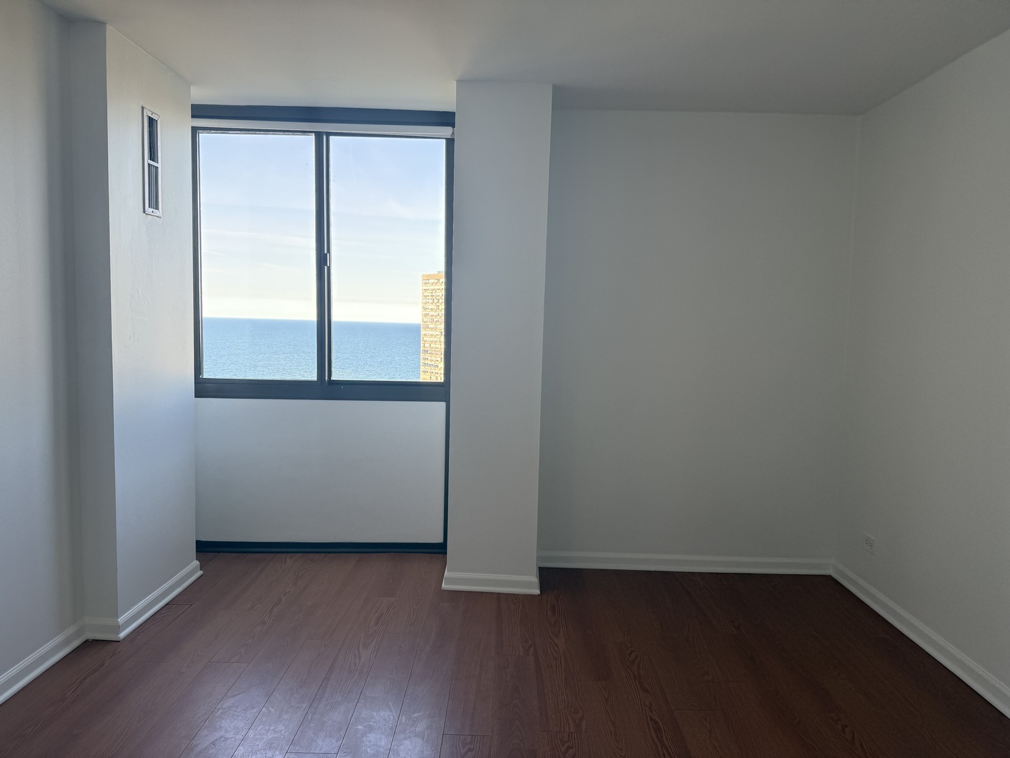 4850 South Lake Park Avenue Chicago IL 60615