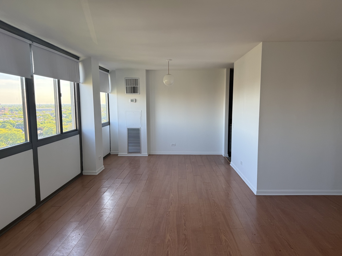 4850 South Lake Park Avenue Chicago IL 60615