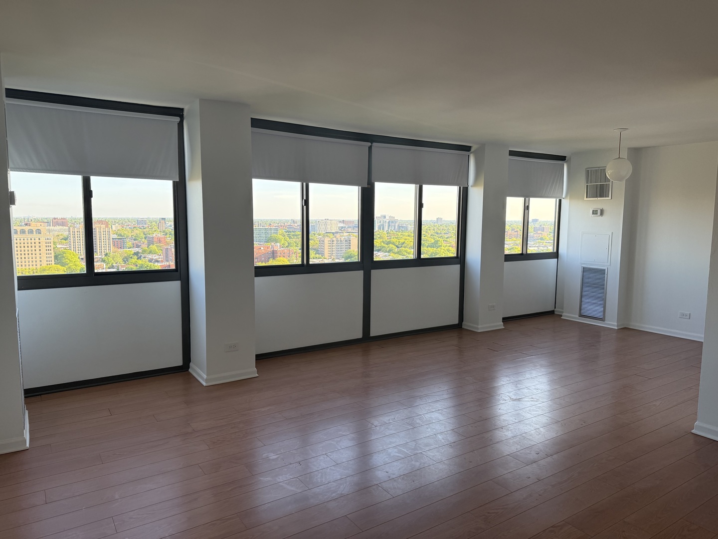 4850 South Lake Park Avenue Chicago IL 60615