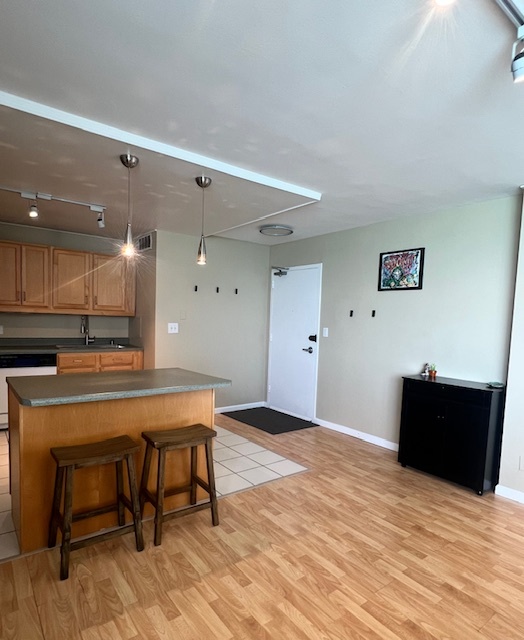 6301 North Sheridan Road Chicago IL 60660