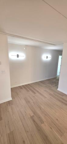 375 Plum Creek Drive Wheeling IL 60090