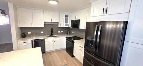 375 Plum Creek Drive Wheeling IL 60090