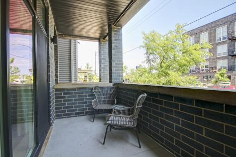 2438 North Western Avenue Chicago IL 60647