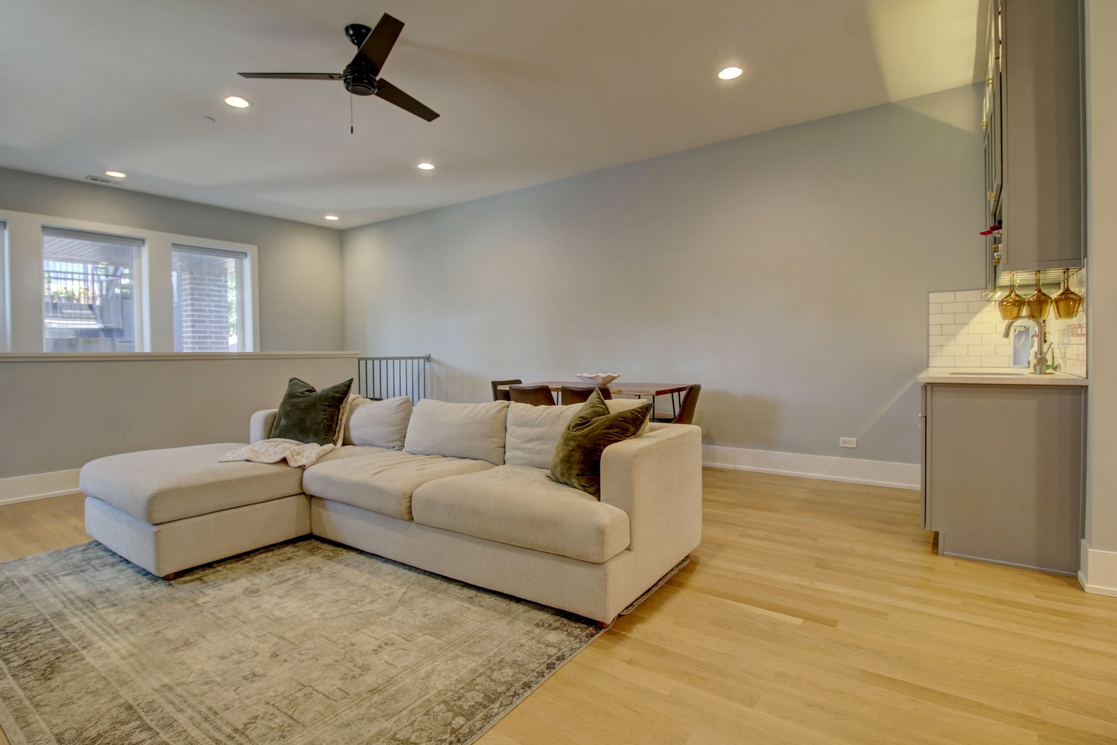 2438 North Western Avenue Chicago IL 60647