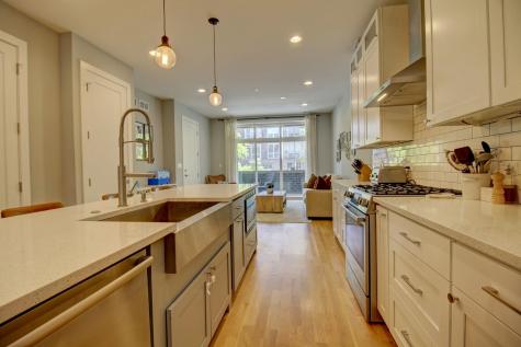 2438 North Western Avenue Chicago IL 60647