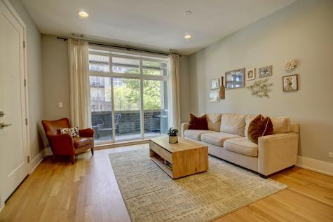 2438 North Western Avenue Chicago IL 60647