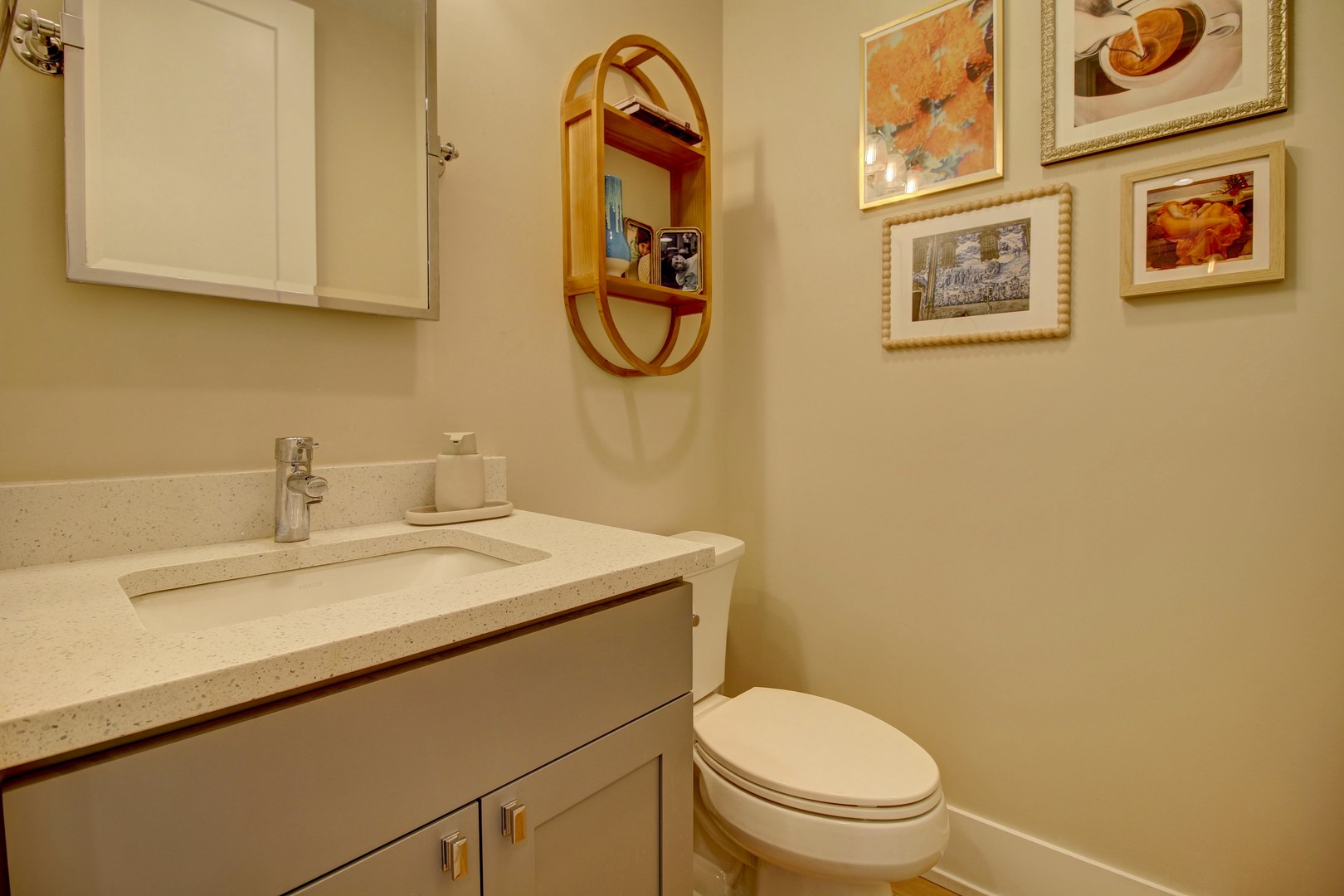 2438 North Western Avenue Chicago IL 60647