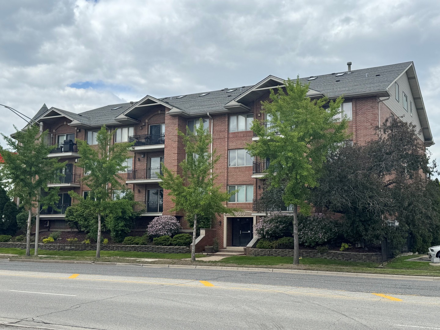 9201 South Kenton Avenue Oak Lawn IL 60453