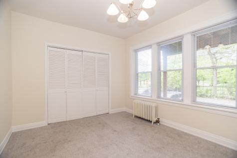 2226 West Arthur Avenue Chicago IL 60645