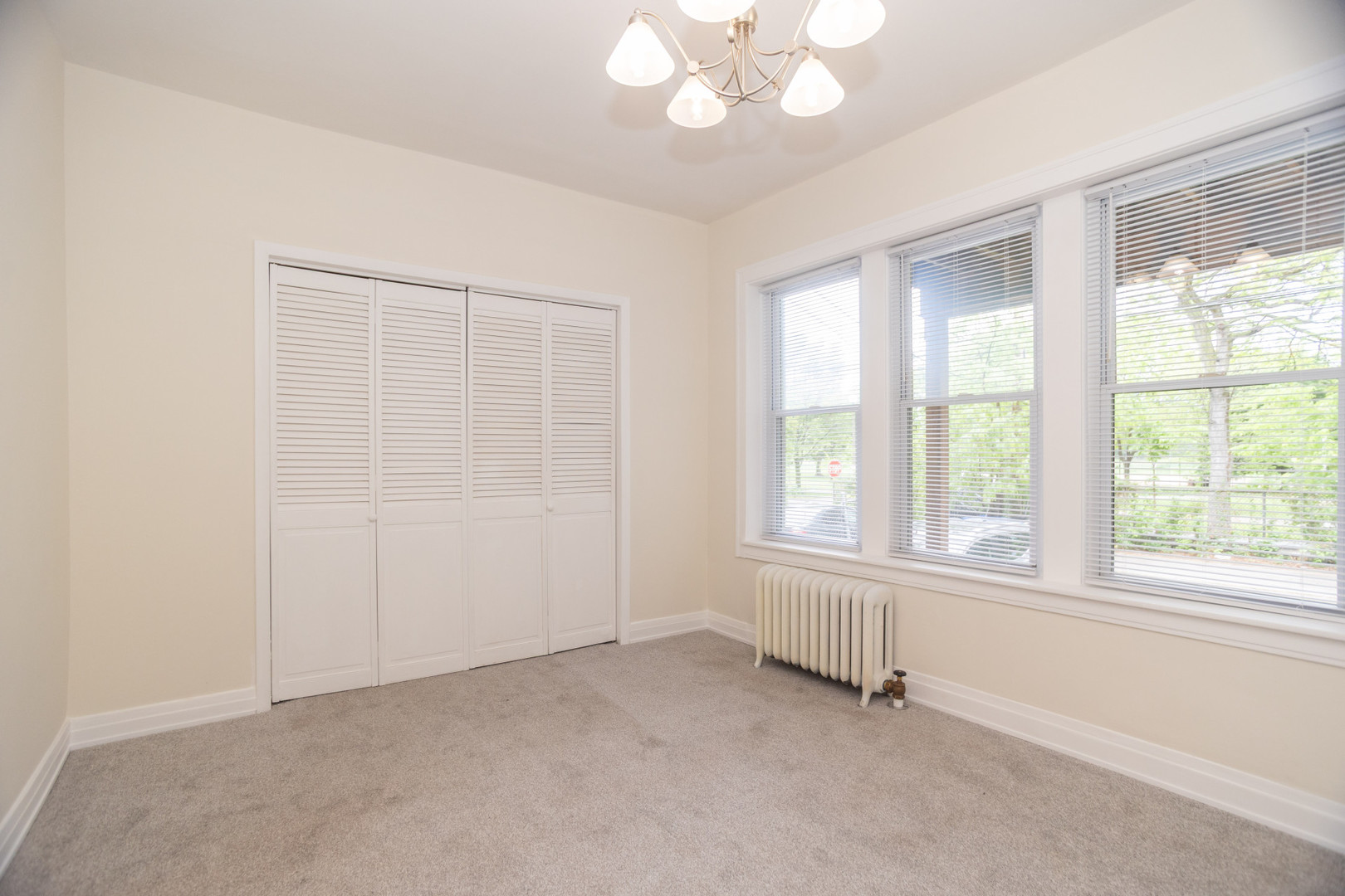 2226 West Arthur Avenue Chicago IL 60645