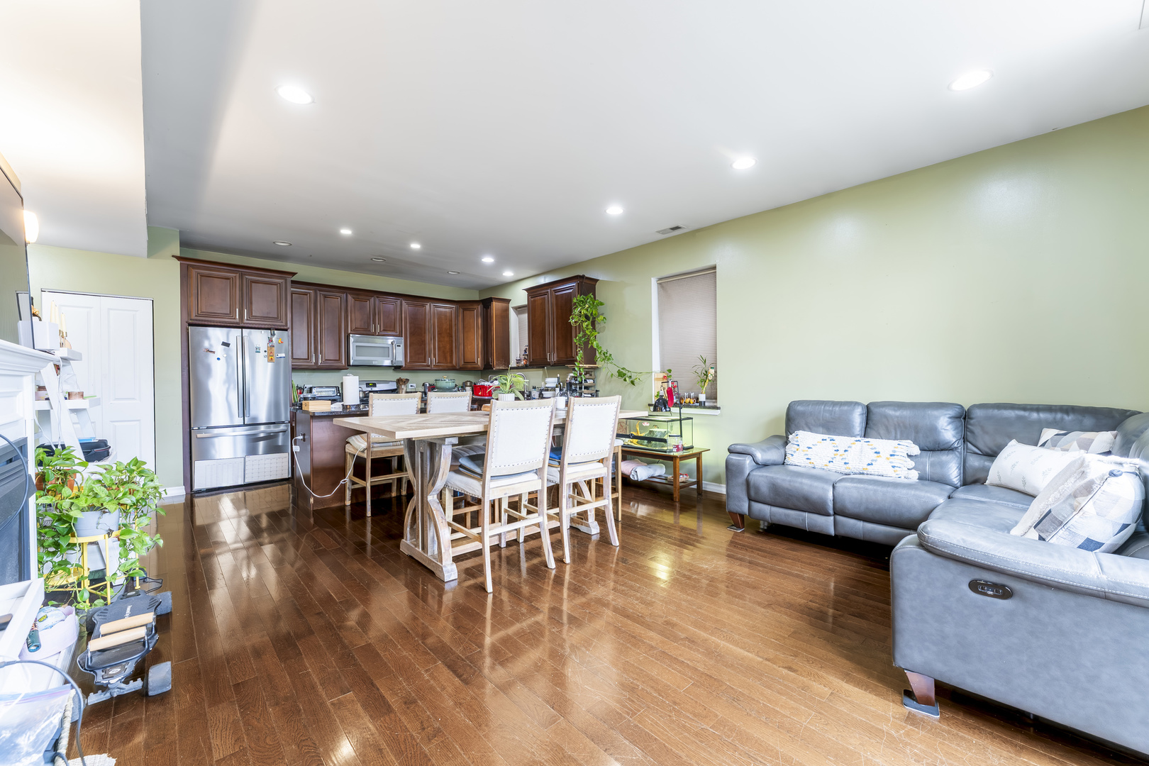 6311 West Belmont Avenue Chicago IL 60634