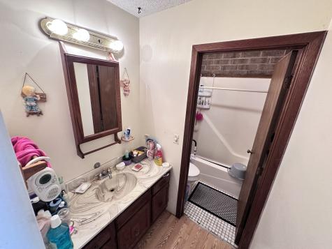 804 Kenneth Circle Elgin IL 60120