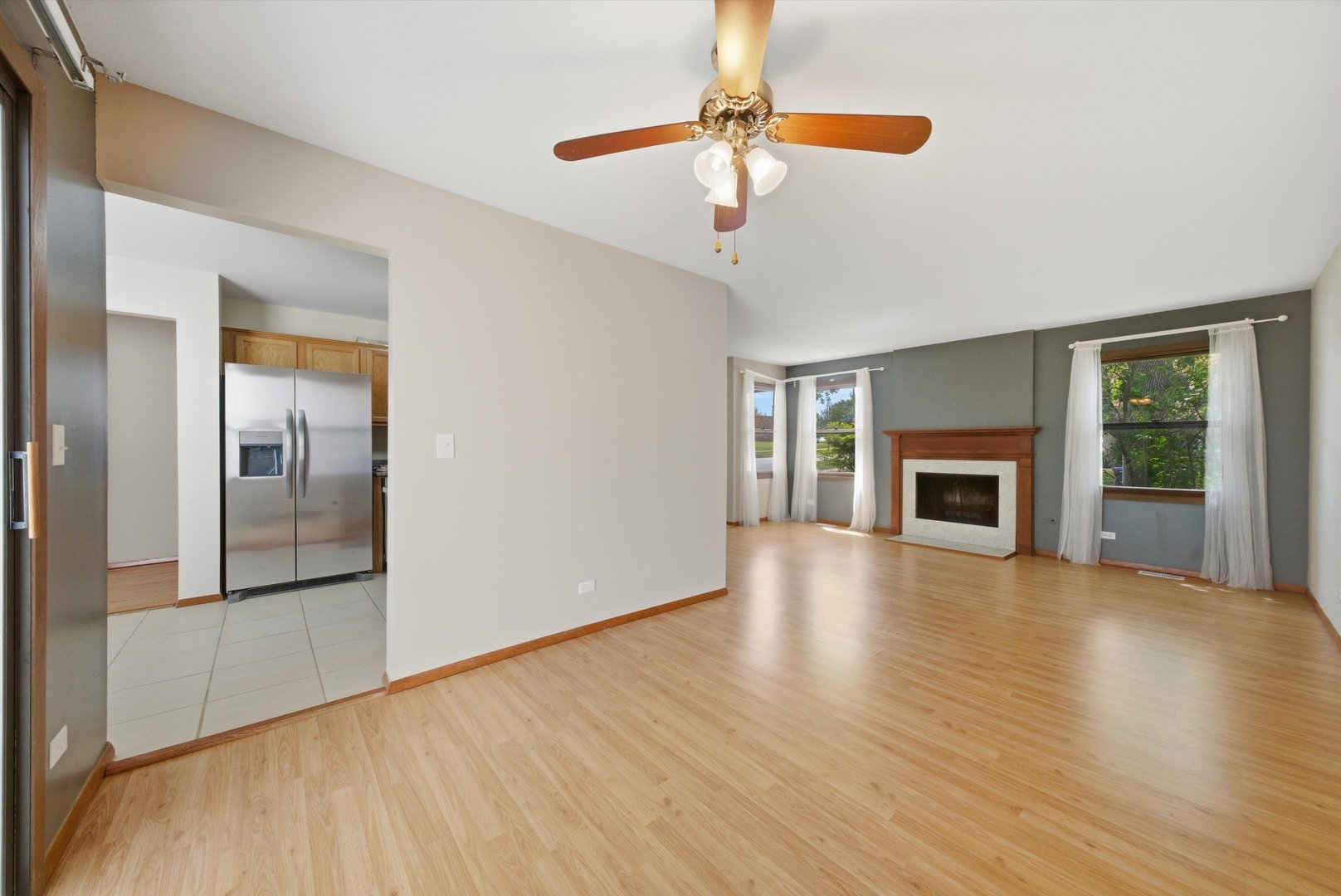 849 Colony Lake Drive Schaumburg IL 60194