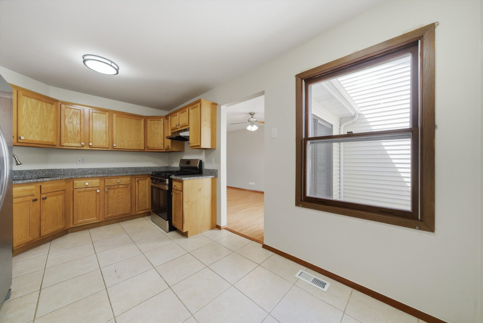 849 Colony Lake Drive Schaumburg IL 60194