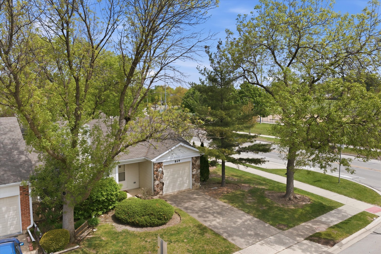 849 Colony Lake Drive Schaumburg IL 60194