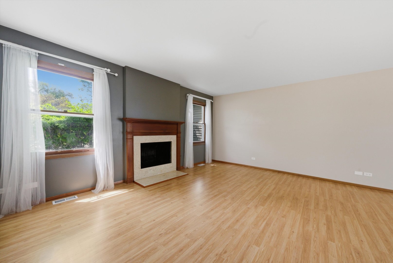 849 Colony Lake Drive Schaumburg IL 60194