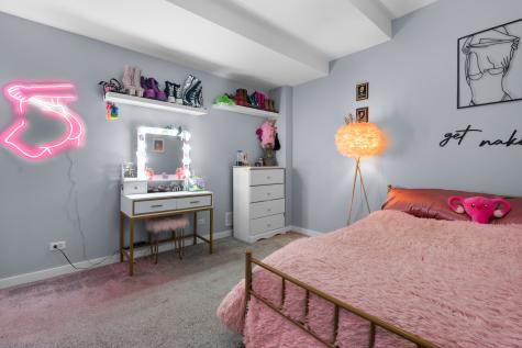 3222 West Beach Avenue Chicago IL 60651