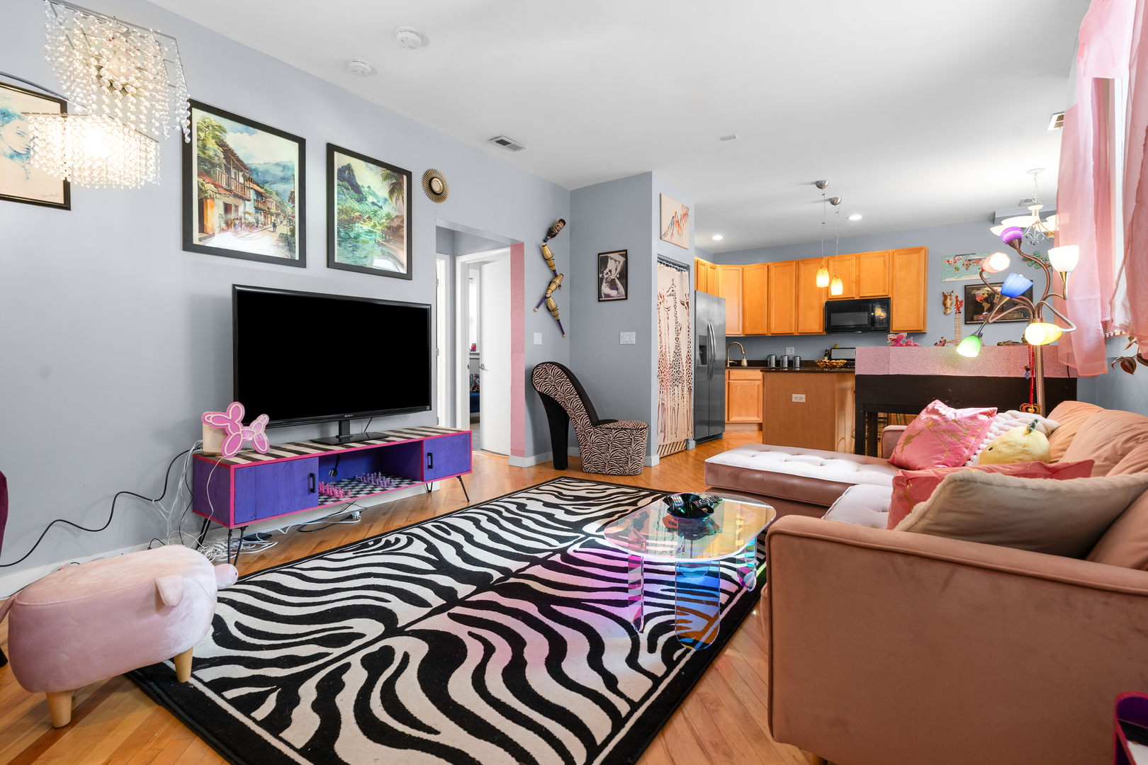 3222 West Beach Avenue Chicago IL 60651