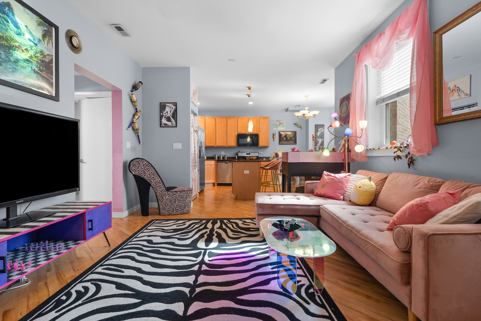 3222 West Beach Avenue Chicago IL 60651