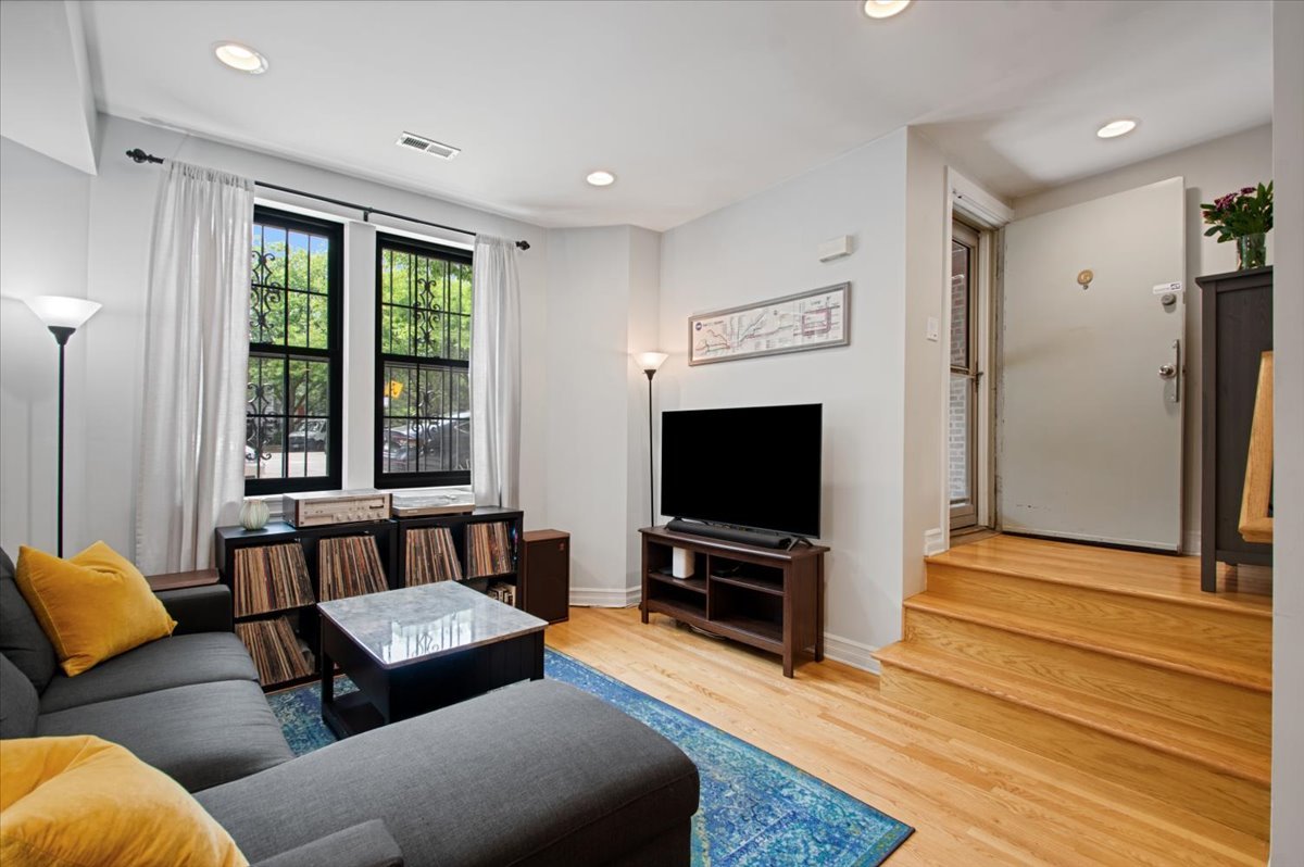 1839 North Sheffield Avenue Chicago IL 60614